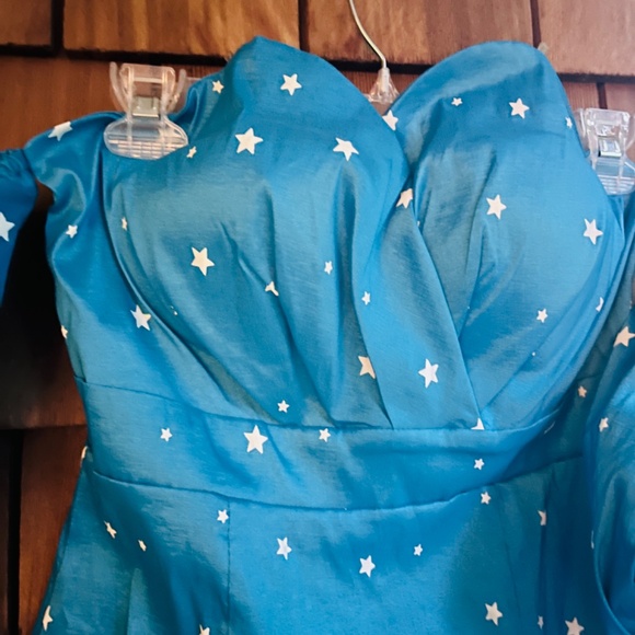 Michele Laperle White Stars Print Puff Sleeves Knee Length Blue Bustier Dress 8 - Picture 10 of 12